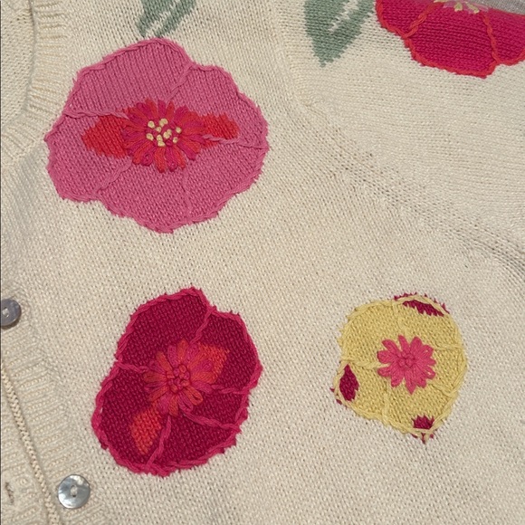 Vintage Eagle’s EyeFloral Patterned Cream Cardigan, Size Small, 80’s, cottage - Picture 3 of 6